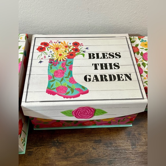 Love Grows Here Box Set (Set of 6) - Picture 7 of 10